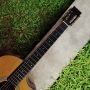Custom Deluxe Premium All Solid Wood Light Weight Thin Body OOO, OM Size Cutaway Acoustic Guitar 12 Frets